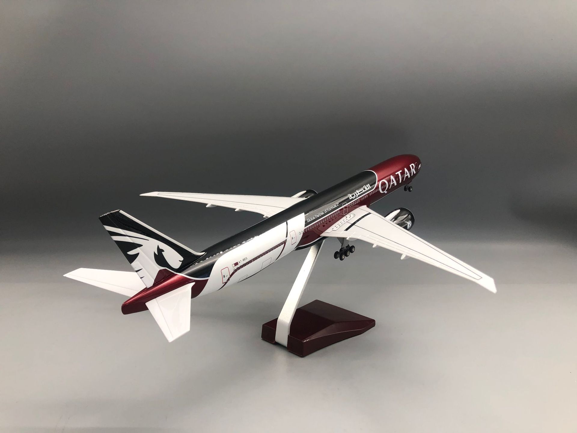 For B777-300 Qatar Model Airpl - Home Decor Qatar review and price